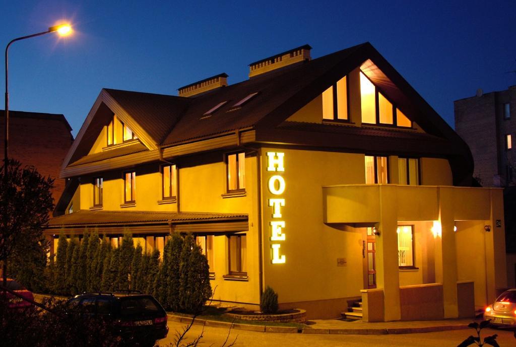 Hotel Senas Namas Alytus Exteriör bild
