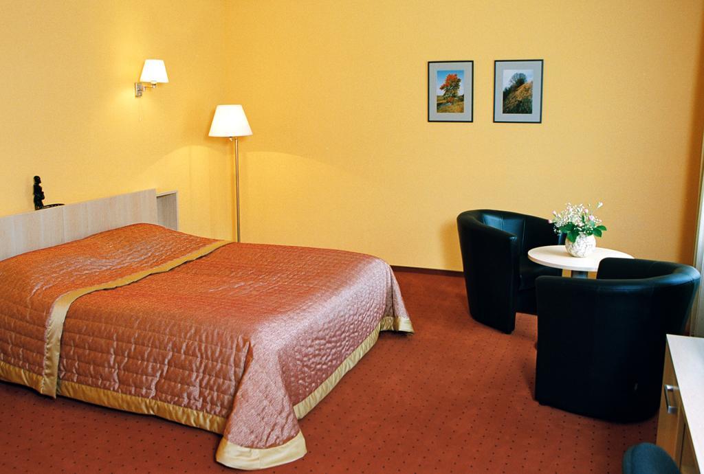 Hotel Senas Namas Alytus Exteriör bild